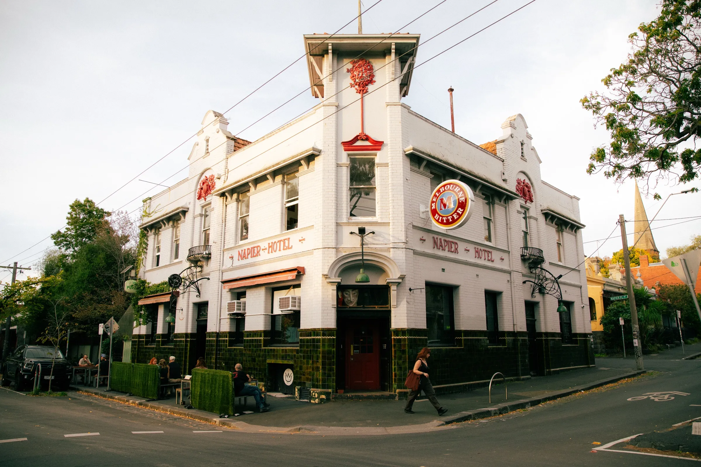 The Napier Hotel on the corner of Napier and Moor Street